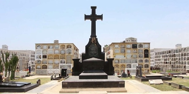 Cementerio General de Miraflores de Trujillo (1831-2022)