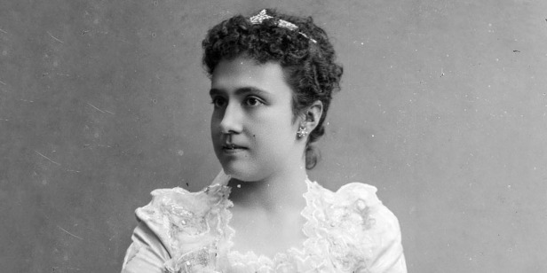 Amalia Puga de Lozada (1866-1963)